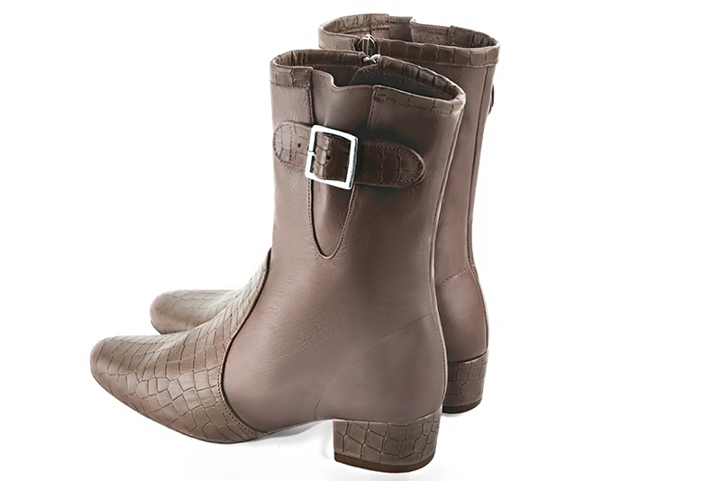 Bronze beige women's ankle boots with buckles on the sides. Round toe. Low block heels. Rear view - Florence KOOIJMAN